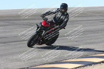 media/Oct-13-2025-Moto Forza (Mon) [[a66d839500]]/4-C Group/Session 2 (Bowl)/